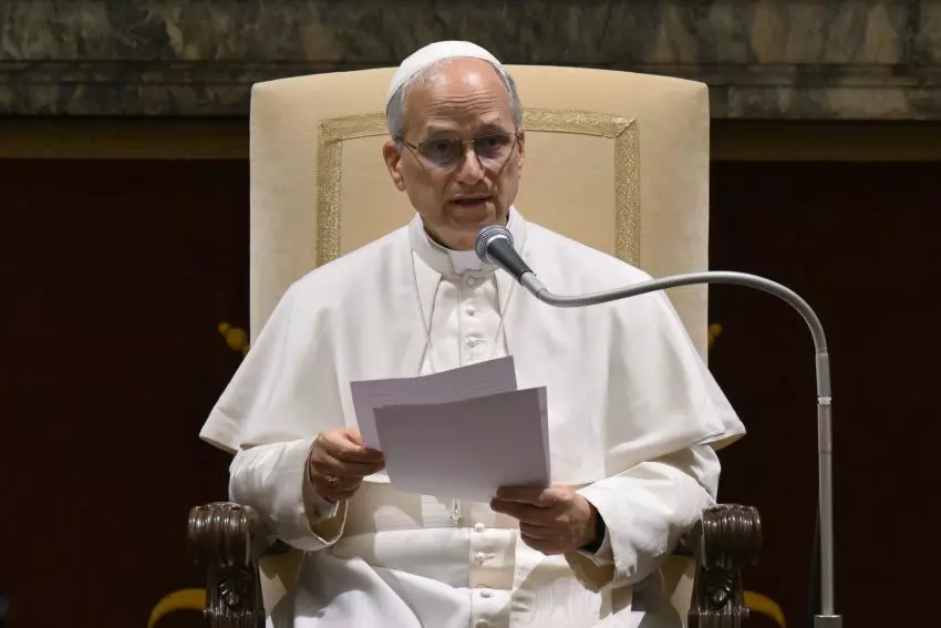 Papa Leone XIV “Basta strumenti di morte, per la pace praticare la giustizia” Papa Leone XIV “Basta strumenti di morte, per la pace praticare la giustizia”