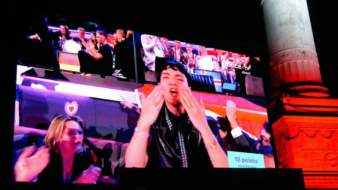 L’Austria vince l’Eurovision song contest, Corsi quinto L’Austria vince l’Eurovision song contest, Corsi quinto
