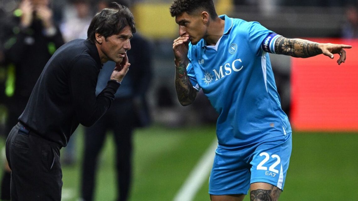 Il Napoli pareggia 0-0 a Parma, lotta scudetto resta viva Il Napoli pareggia 0-0 a Parma, lotta scudetto resta viva