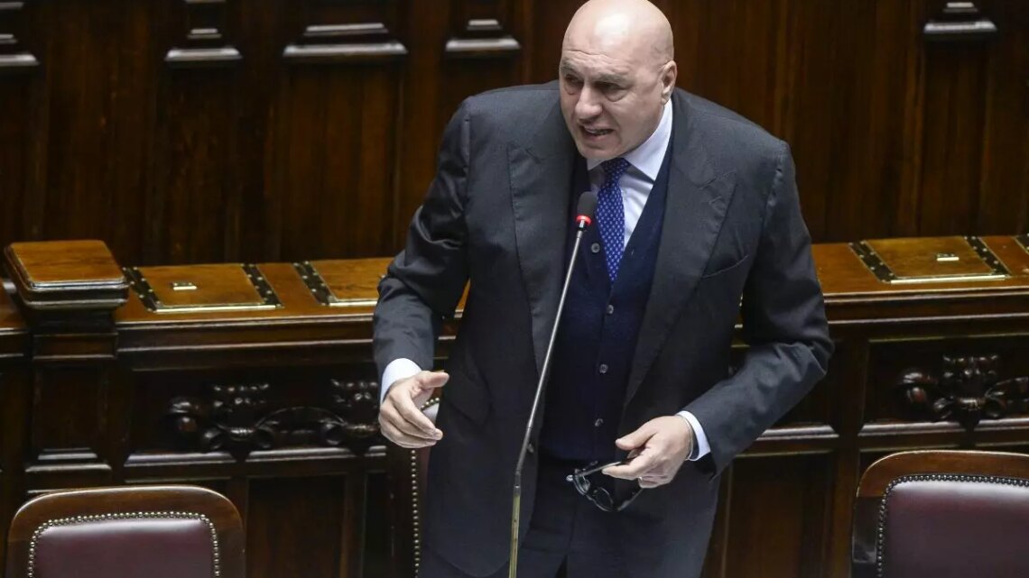 Crosetto “Serve una difesa europea allargata ad altri Paesi” Crosetto “Serve una difesa europea allargata ad altri Paesi”
