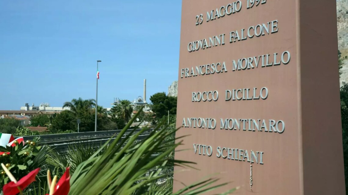33 anni fa la strage di Capaci, a Palermo una giornata di memoria 33 anni fa la strage di Capaci, a Palermo una giornata di memoria