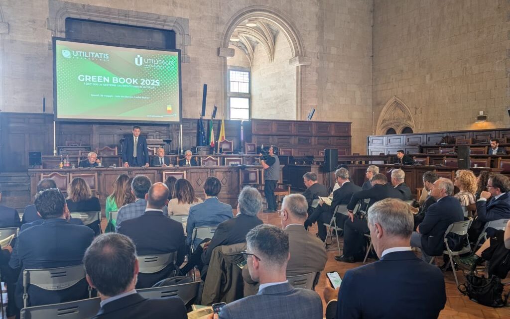 Green Book, servono impianti per centrare target Ue sul riciclo rifiuti Green Book, servono impianti per centrare target Ue sul riciclo rifiuti