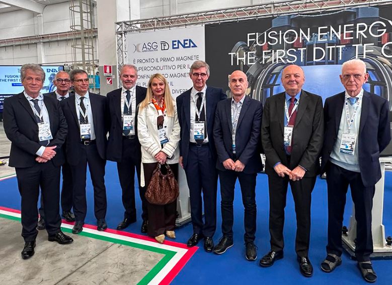 Il nucleare Made in Italy. Primo magnete per la fusione Il nucleare Made in Italy. Primo magnete per la fusione