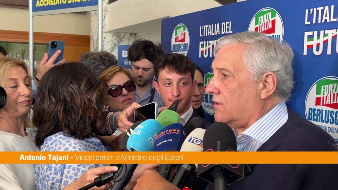 Tajani “Incontro Meloni-Macron positivo, Francia e Italia Paesi amici” Tajani “Incontro Meloni-Macron positivo, Francia e Italia Paesi amici”