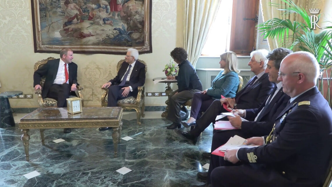 Mattarella riceve nuovi ambasciatori per le Lettere Credenziali Mattarella riceve nuovi ambasciatori per le Lettere Credenziali