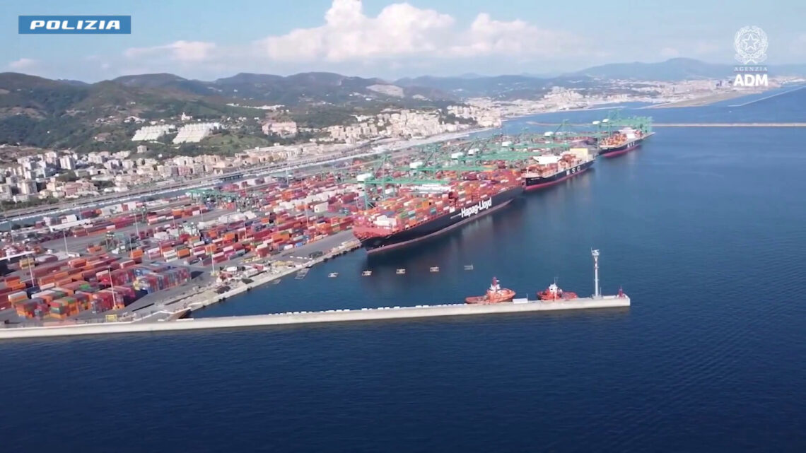 Maxi sequestro al porto di Genova, 140kg di eroina nascosta in mattoni Maxi sequestro al porto di Genova, 140kg di eroina nascosta in mattoni
