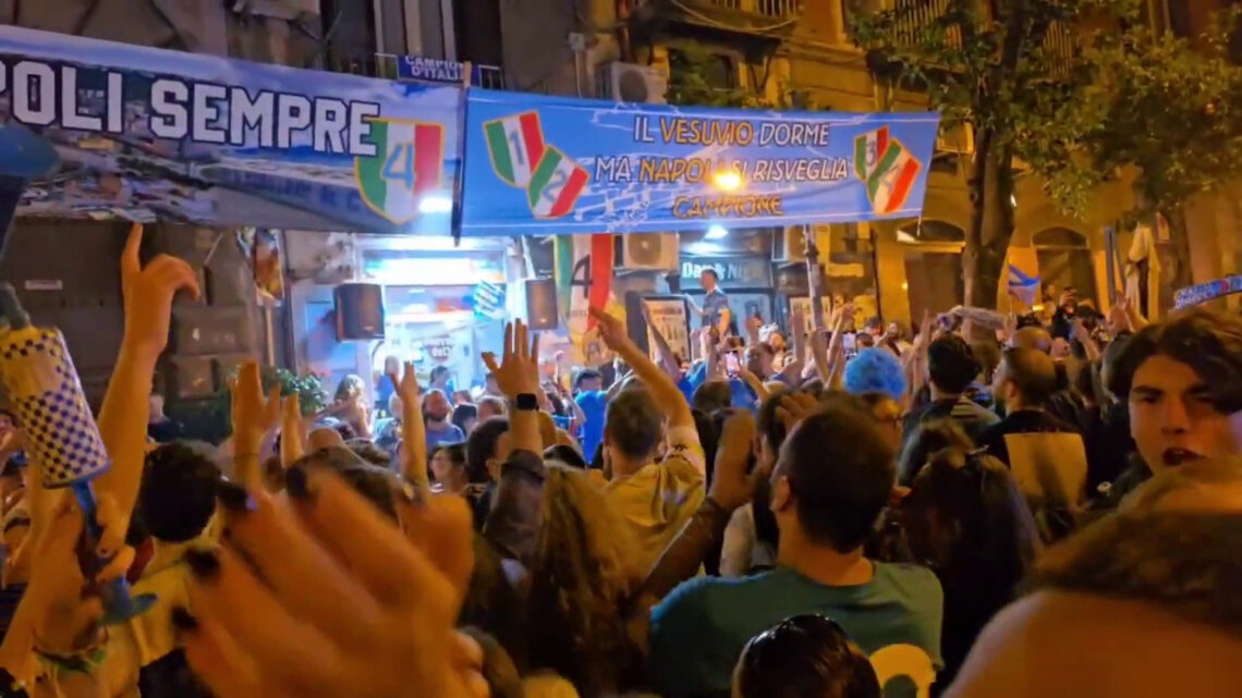 Napoli campione d’Italia, è festa in città Napoli campione d’Italia, è festa in città