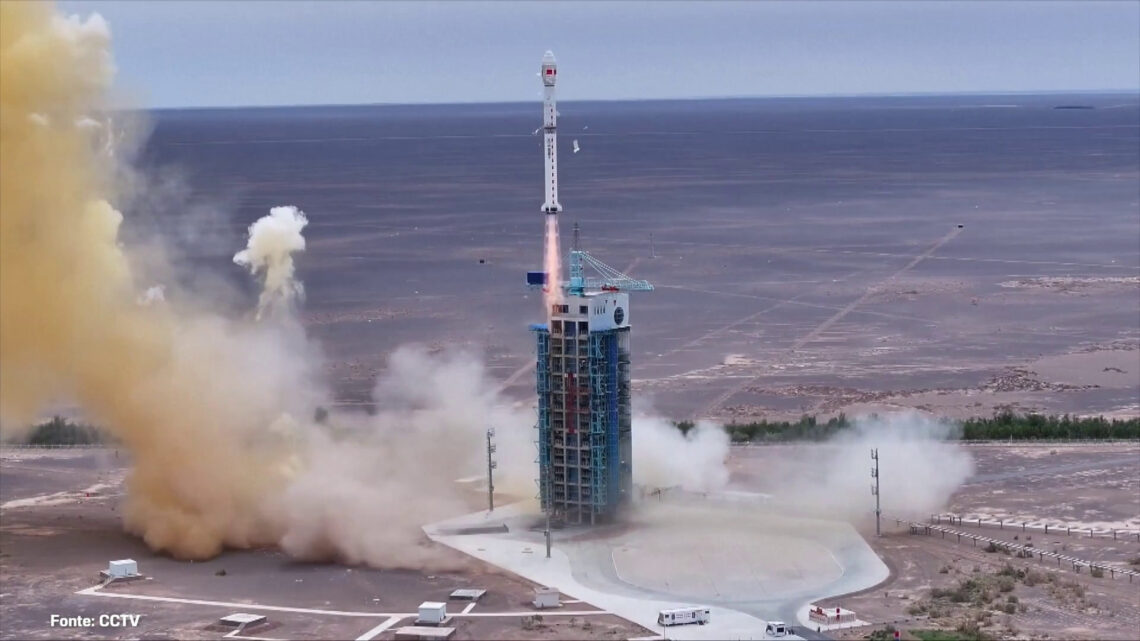 La Cina lancia un nuovo satellite nello spazio La Cina lancia un nuovo satellite nello spazio