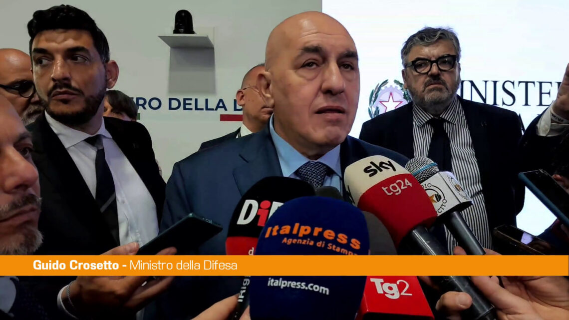 Ucraina, Crosetto “Auspichiamo la tregua, creare condizioni per pace” Ucraina, Crosetto “Auspichiamo la tregua, creare condizioni per pace”
