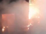 Incendio in impianto trattamento rifiuti nel palermitano, le immagini