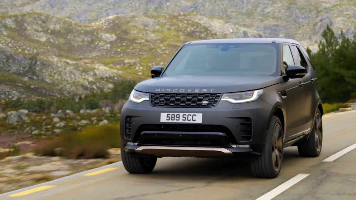 Land Rover Discovery, arrivano le nuove versioni Tempest e Gemini Land Rover Discovery, arrivano le nuove versioni Tempest e Gemini