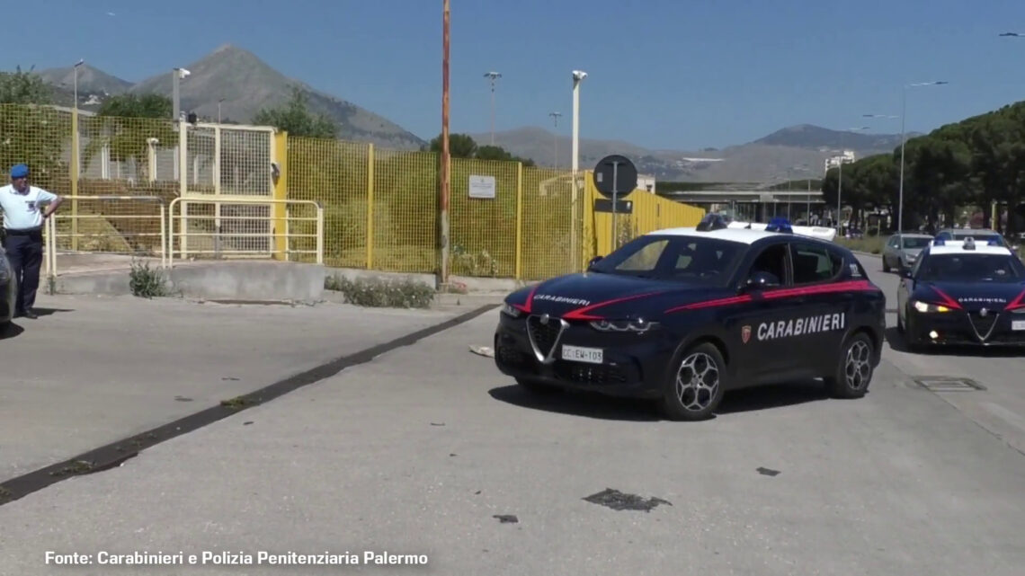 Droga e cellulari in carcere a Palermo, coinvolti agenti corrotti Droga e cellulari in carcere a Palermo, coinvolti agenti corrotti